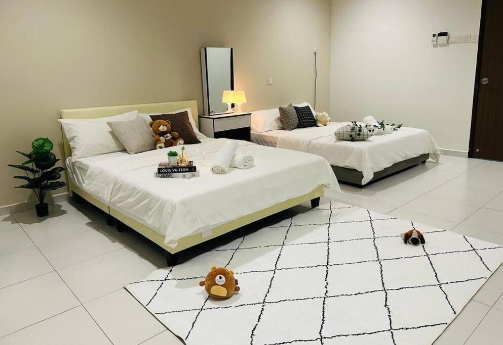4 Bedrooms 4 Bathrooms