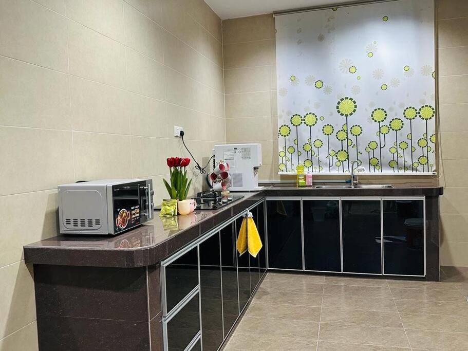 4 Bedrooms 4 Bathrooms Holiday home *